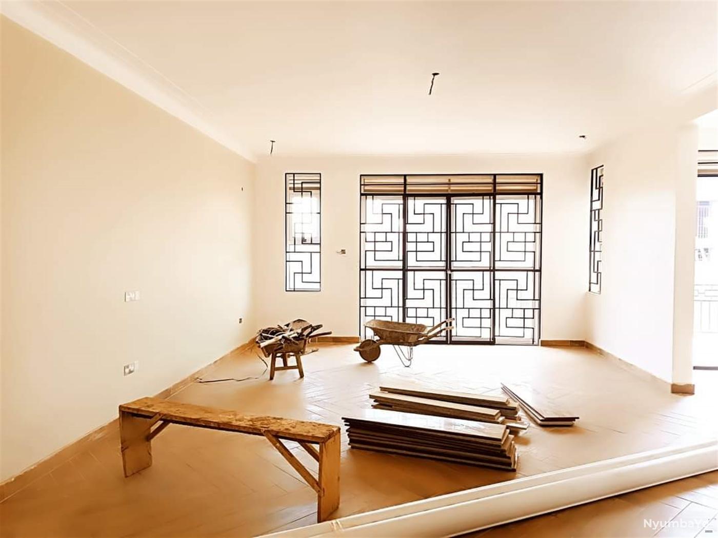 6 bedroom Villa for sale in Kira Wakiso Uganda