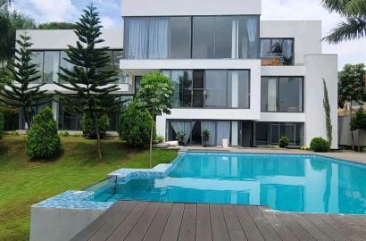 8 bedroom Villa for sale in Munyonyo Kampala Uganda